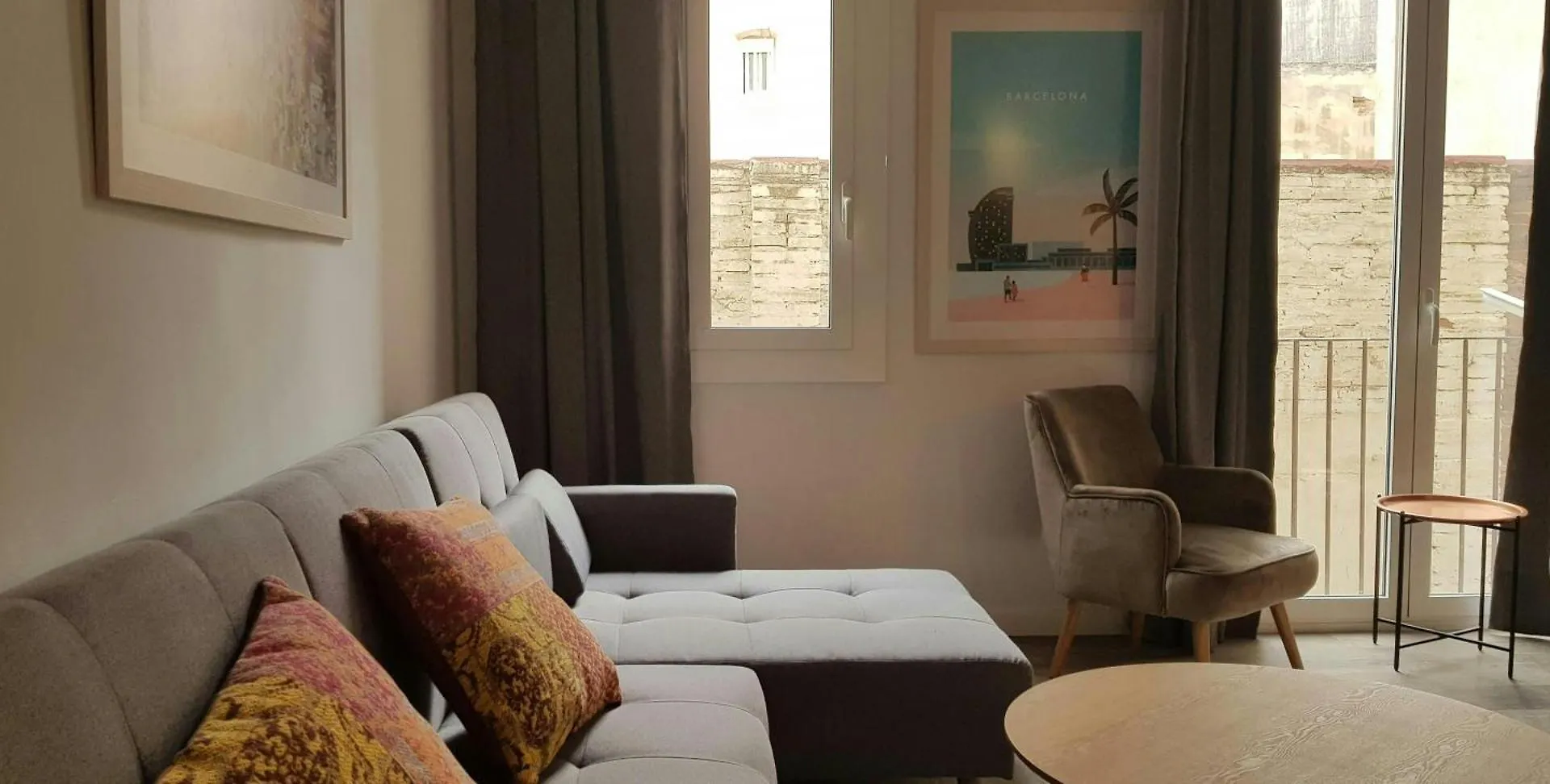 Sant Antoni 4 - Downtown Barcelona. Modern Apartment 0*, Barcelona