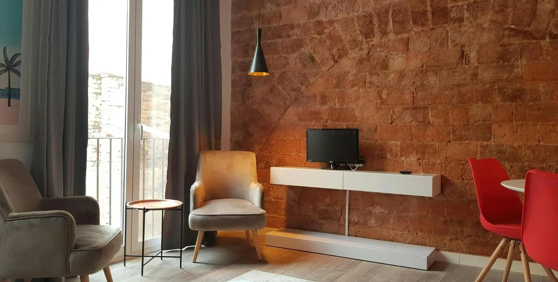 Sant Antoni 4 - Downtown Barcelona. Modern Apartment