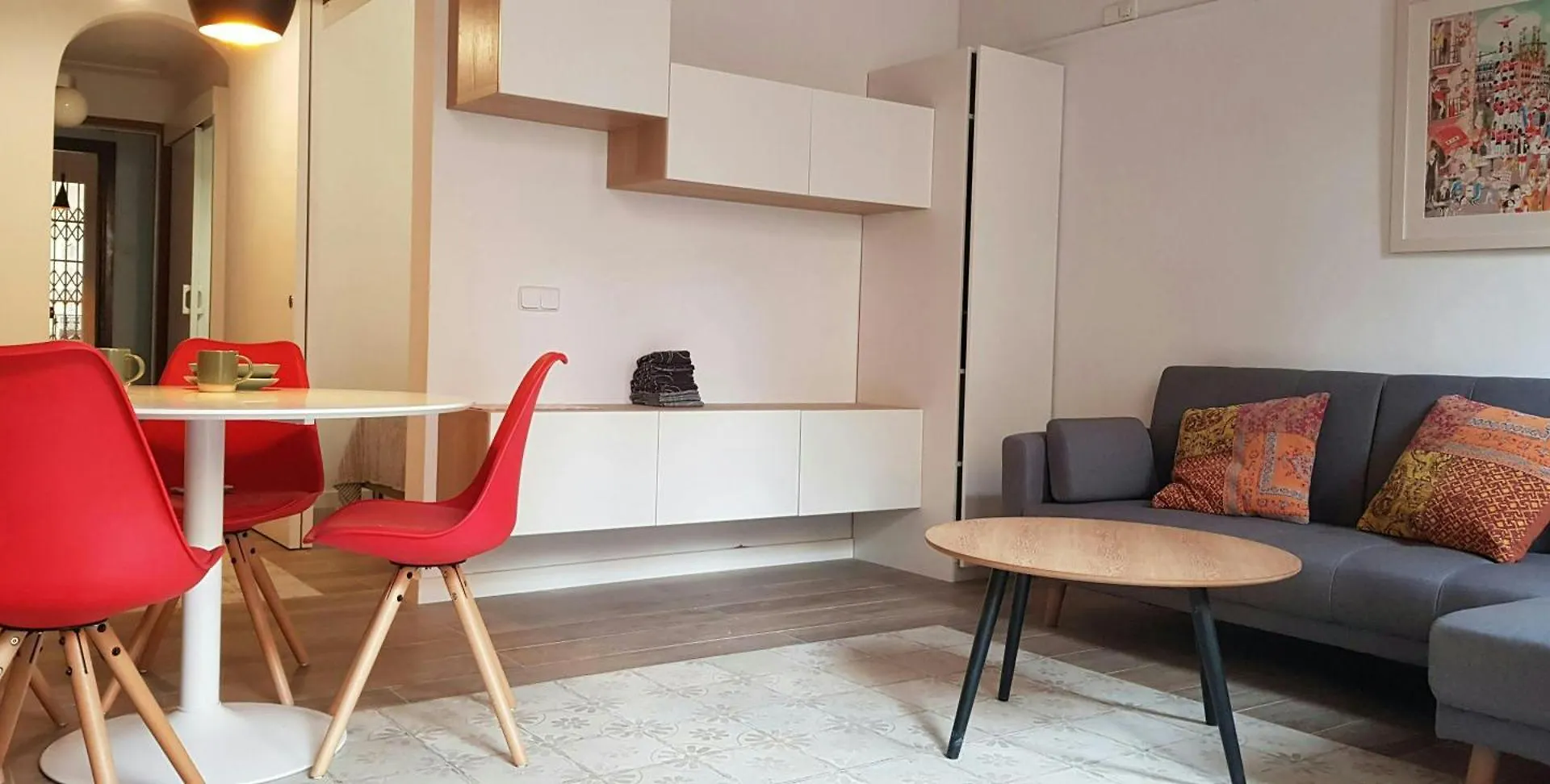 Sant Antoni 4 - Downtown Barcelona. Modern Apartment 0*, Barcelona