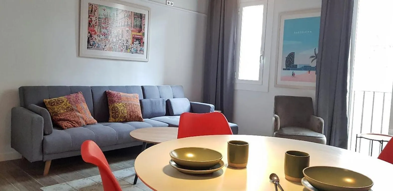 Sant Antoni 4 - Downtown Barcelona. Modern Apartment Spain